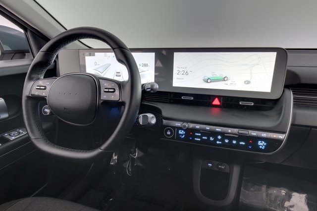 2024 Hyundai IONIQ 5 — photo 20 of 24