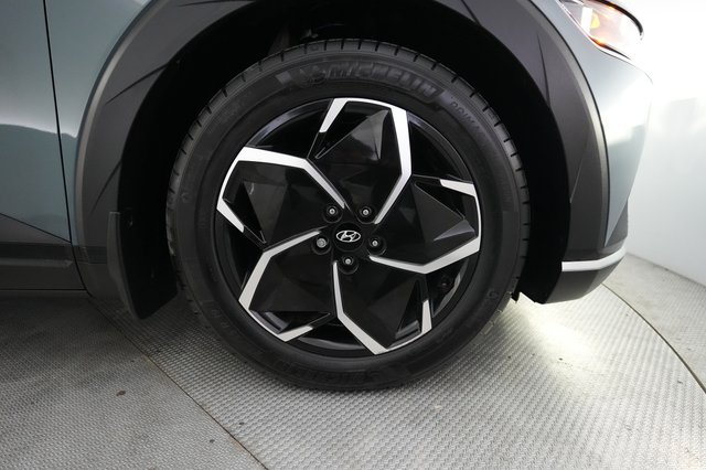 2024 Hyundai IONIQ 5 — photo 16 of 24