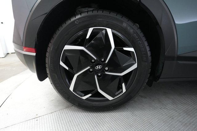 2024 Hyundai IONIQ 5 — photo 17 of 24