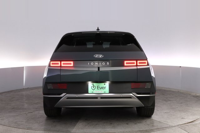 2024 Hyundai IONIQ 5 — photo 12 of 24