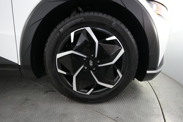 2024 Hyundai IONIQ 5 — photo 16 of 22
