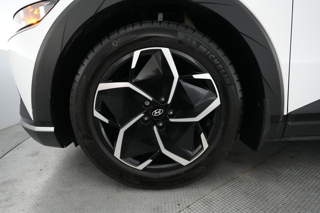 2024 Hyundai IONIQ 5 — photo 15 of 24