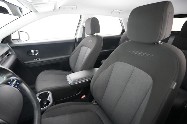 2024 Hyundai IONIQ 5 — photo 3 of 24
