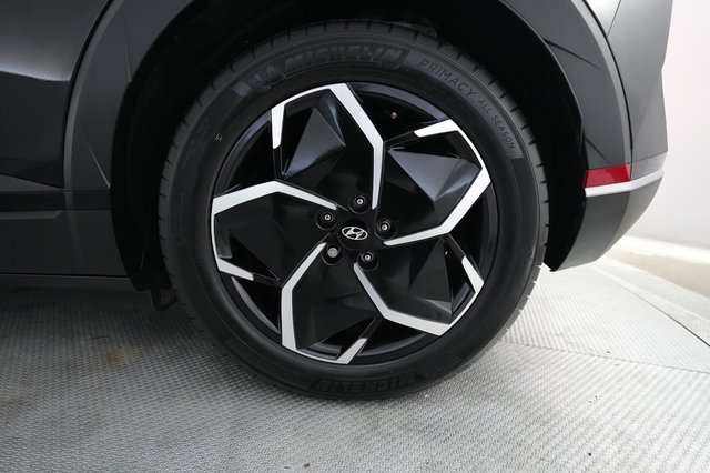 2024 Hyundai IONIQ 5 — photo 7 of 24