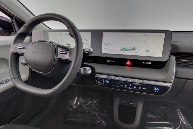 2024 Hyundai IONIQ 5 — photo 20 of 24