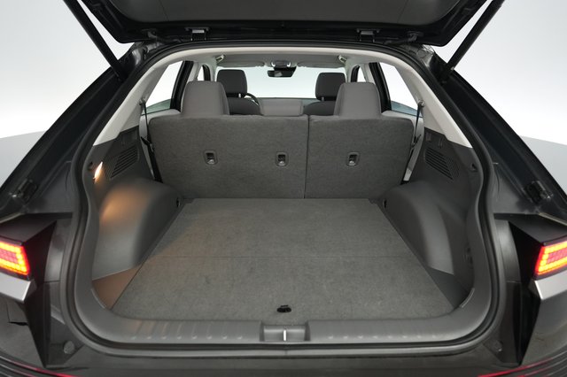 2024 Hyundai IONIQ 5 — photo 6 of 24