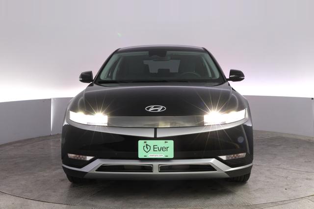 2024 Hyundai IONIQ 5 — photo 9 of 24