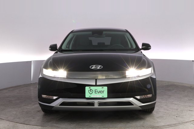 2024 Hyundai IONIQ 5 — photo 9 of 24