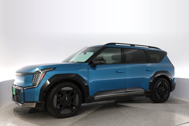 2024 Kia EV9 — photo 14 of 23