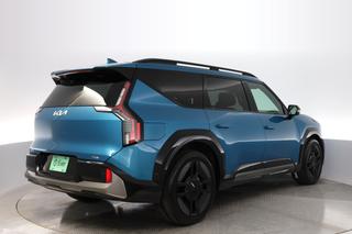 2024 Kia EV9 — photo 2 of 23