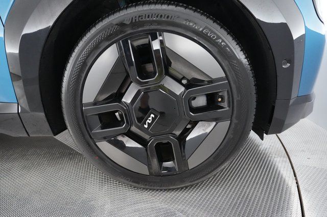 2024 Kia EV9 — photo 15 of 23