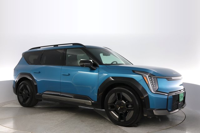 2024 Kia EV9 — photo 11 of 23