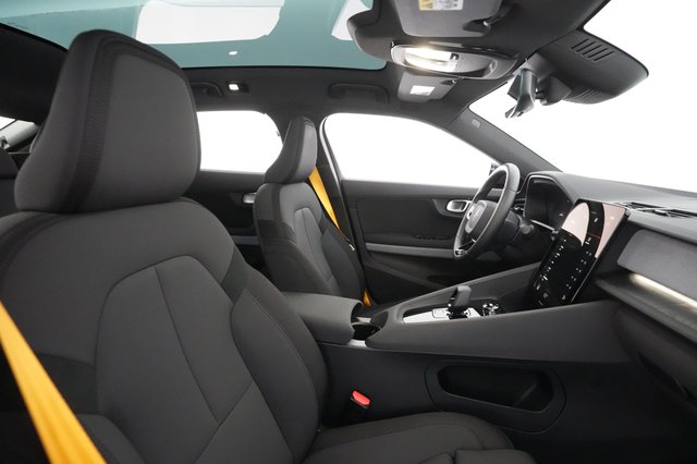 2021 Polestar 2 — photo 20 of 28