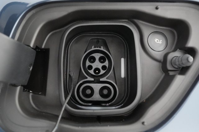2021 Polestar 2 — photo 25 of 28
