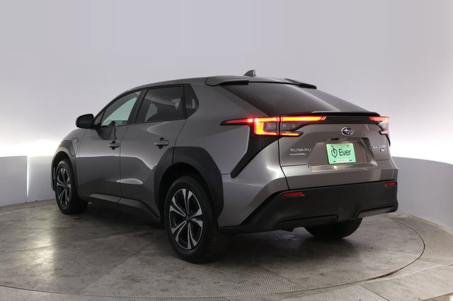 2023 Subaru Solterra — photo 13 of 21