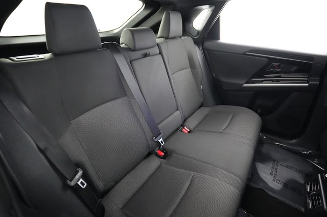 2023 Subaru Solterra — photo 4 of 21