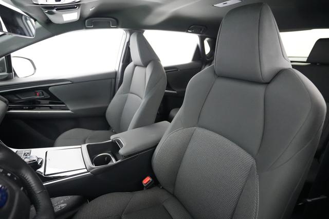 2023 Subaru Solterra — photo 3 of 21
