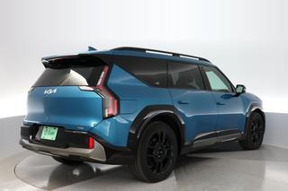 2024 Kia EV9 — photo 2 of 20