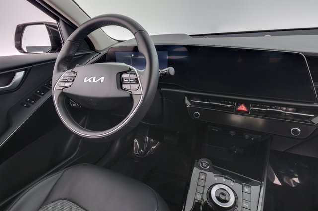 2024 Kia Niro EV — photo 20 of 24