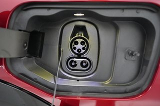 2024 Chevrolet Equinox EV — photo 8 of 27