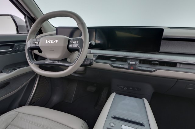 2024 Kia EV9 — photo 22 of 30