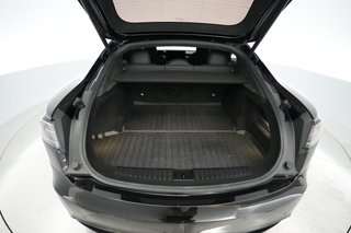 2022 Tesla Model S — photo 6 of 21