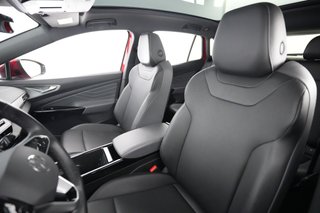 2023 Volkswagen ID.4 — photo 3 of 25