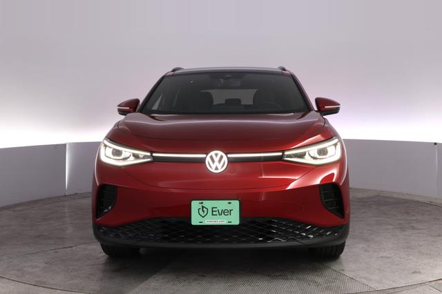 2023 Volkswagen ID.4 — photo 9 of 25