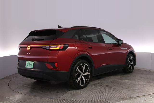 2023 Volkswagen ID.4 — photo 2 of 25