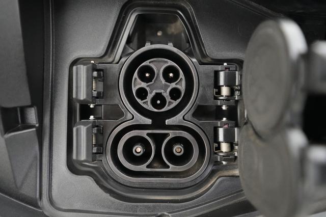 2024 Nissan Ariya — photo 8 of 23