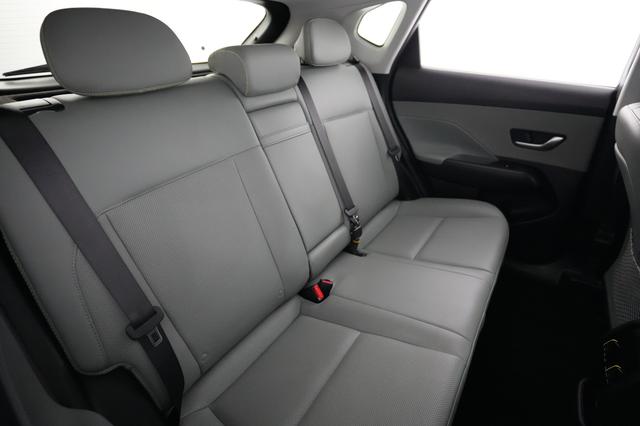 2024 Hyundai Kona Electric — photo 4 of 24
