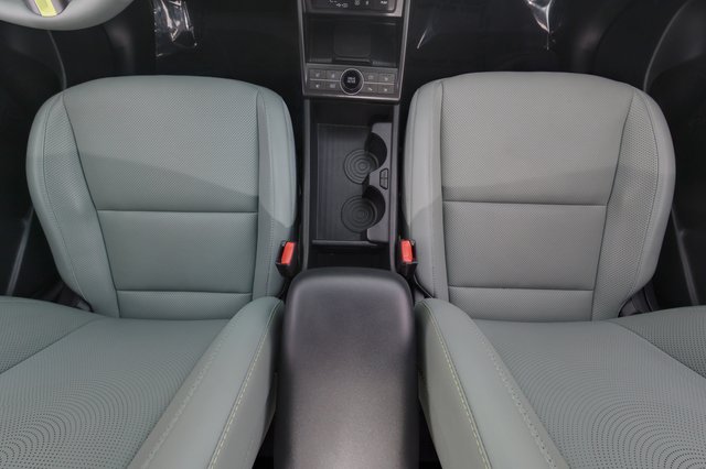 2024 Hyundai Kona Electric — photo 22 of 24