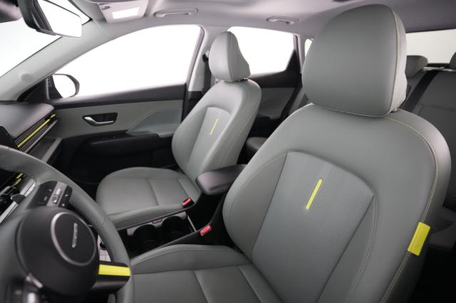 2024 Hyundai Kona Electric — photo 3 of 24