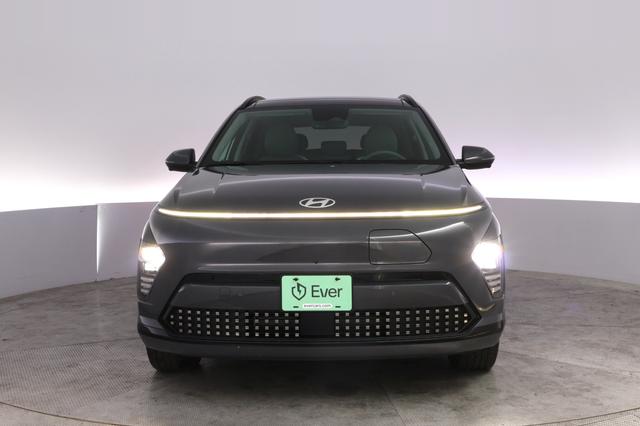 2024 Hyundai Kona Electric — photo 9 of 24