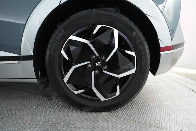 2024 Hyundai IONIQ 5 — photo 7 of 23