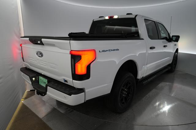 2025 Ford F-150 Lightning — photo 2 of 15