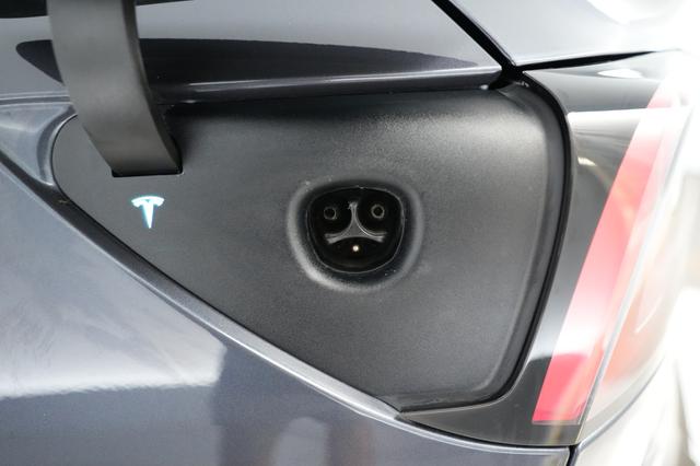 2020 Tesla Model Y — photo 8 of 21