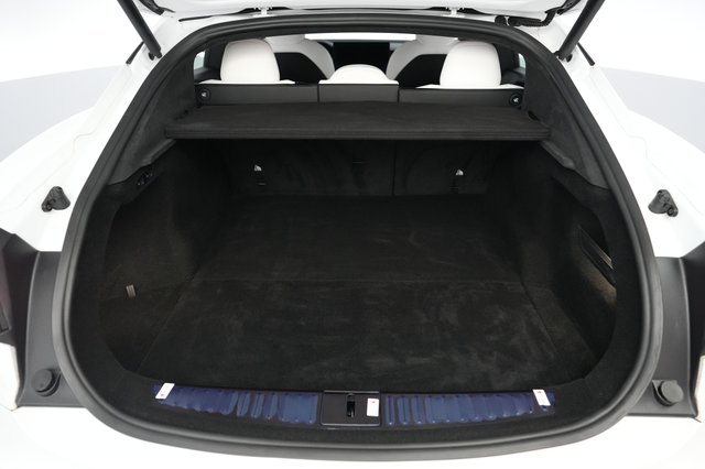 2022 Tesla Model S — photo 6 of 25
