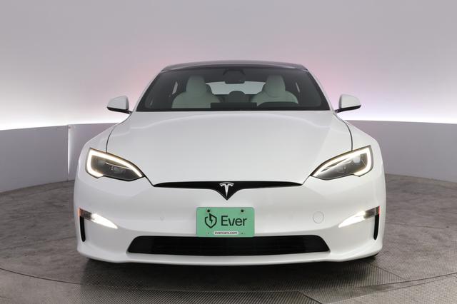 2022 Tesla Model S — photo 9 of 25