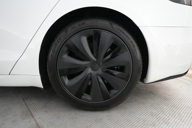 2022 Tesla Model S — photo 7 of 25