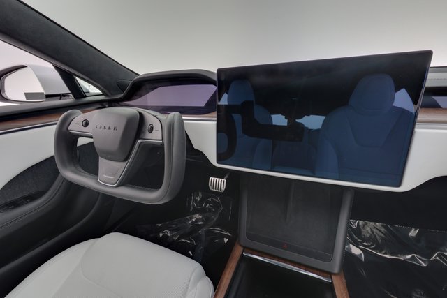 2022 Tesla Model S — photo 20 of 25