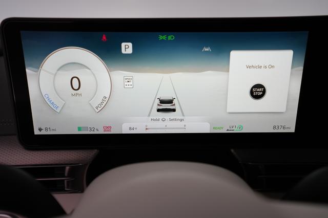 2023 Genesis GV60 — photo 5 of 22