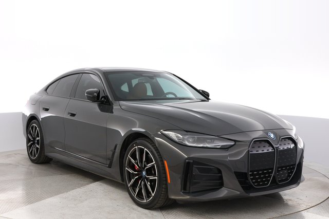 2023 BMW i4 — photo 10 of 22