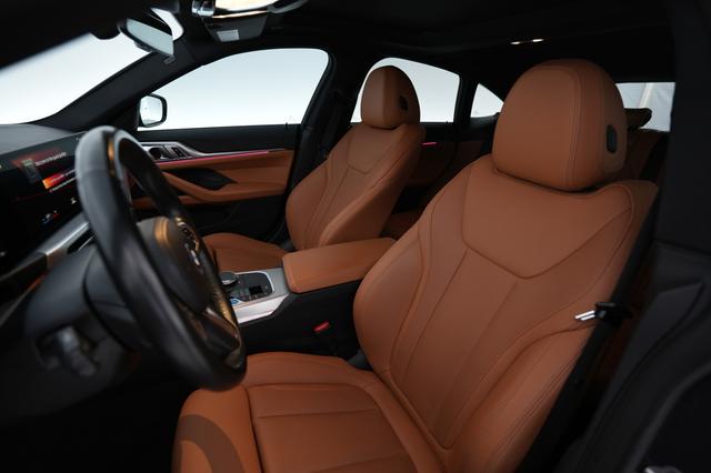2023 BMW i4 — photo 3 of 22
