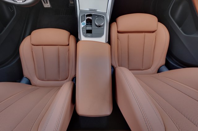 2023 BMW i4 — photo 21 of 22