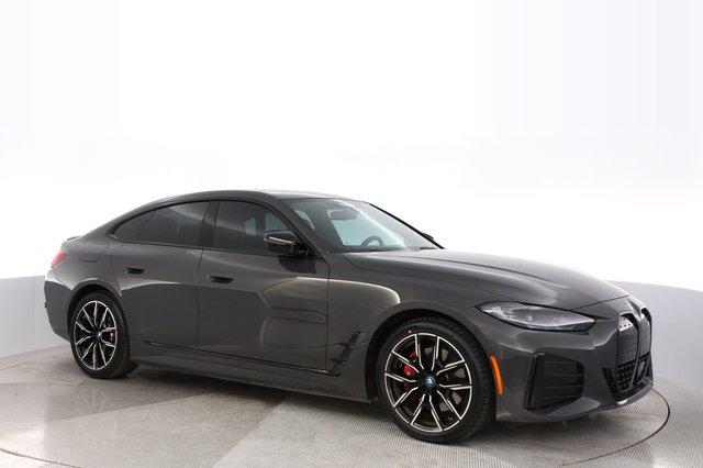 2023 BMW i4 — photo 11 of 22