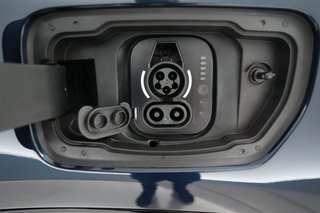 2024 Jeep Wagoneer S — photo 8 of 24