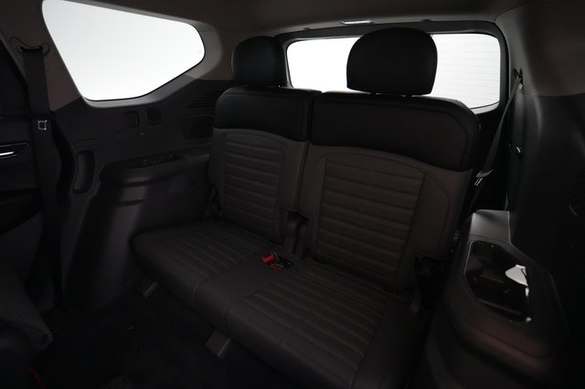 2024 Kia EV9 — photo 18 of 24