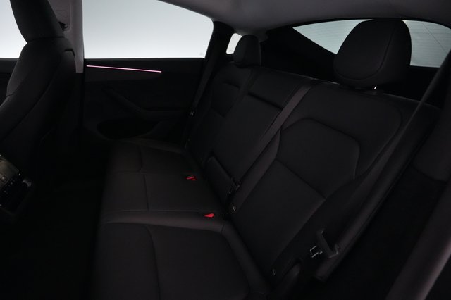 2026 Tesla Model Y — photo 17 of 22