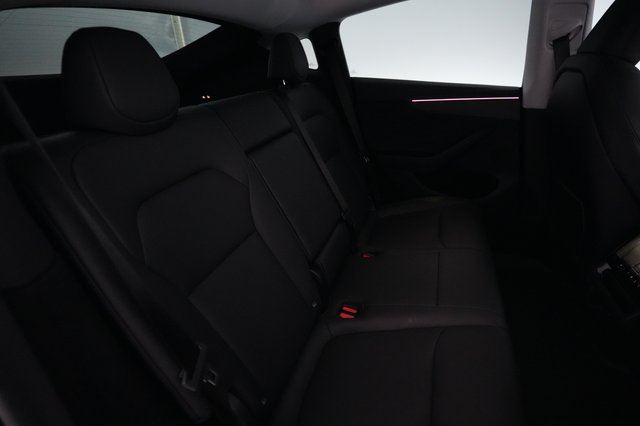2026 Tesla Model Y — photo 4 of 22